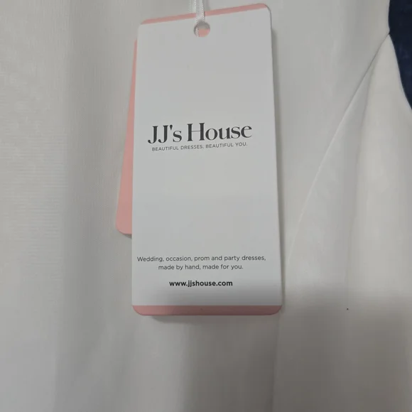JJs House Ivory Long Wedding Dress 100 % Polyester. Size 16. Bust 34" Waist 32" - Picture 6 of 9